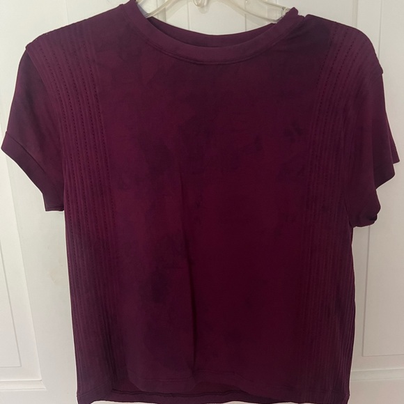 Lululemon Lightweight T-Shirt - Picture 1 of 3